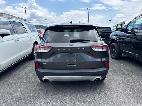 Certified 2020 Ford Escape SE FWD image 4