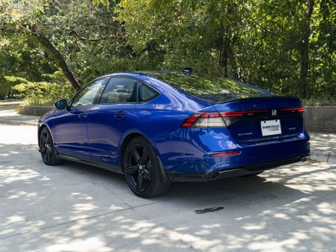 Used 2025 Honda Accord Sport image 7