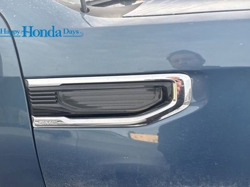 Used 2024 GMC Sierra 1500 SLE image 13