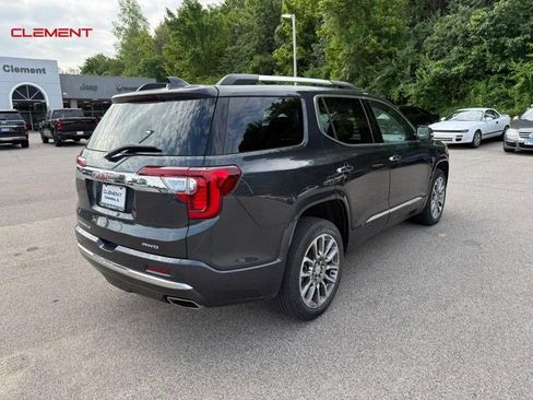 Used 2023 GMC Acadia Denali w/ Denali Technology Package AWD/4WD image 9