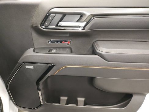 Used 2025 GMC Sierra 1500 AT4 AWD/4WD image 9