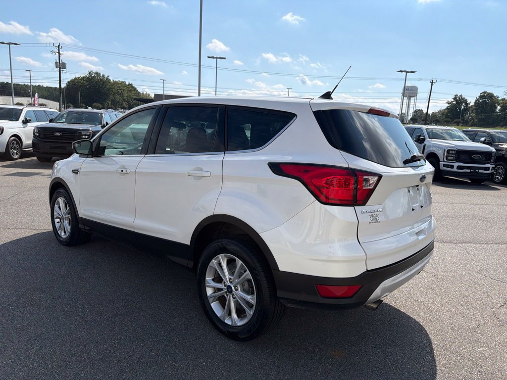 Used 2019 Ford Escape SE AWD/4WD image 6