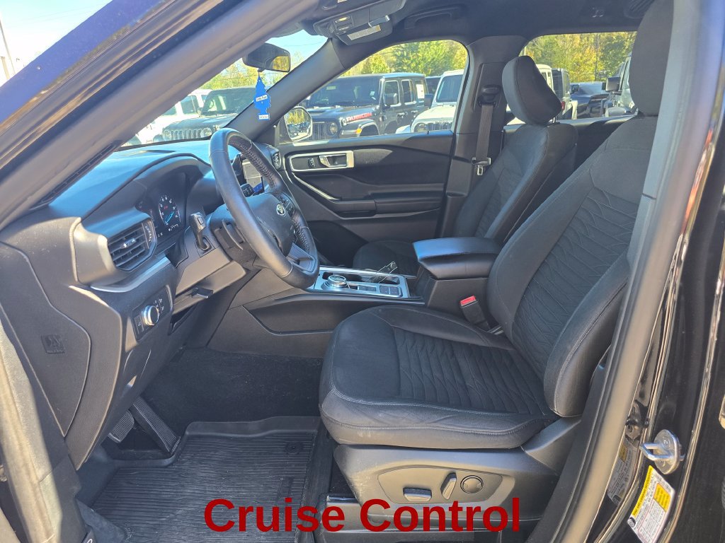 Used 2020 Ford Explorer XLT RWD image 16