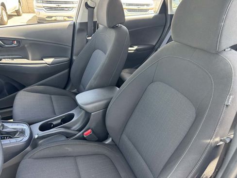 Used 2023 Hyundai Kona SEL FWD image 21