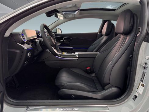 New 2026 Mercedes-Benz CLE 300 4MATIC Coupe image 5