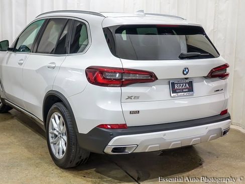Used 2022 BMW X5 xDrive40i w/ Climate Comfort Package image 4