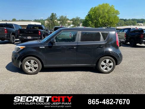 Used 2018 Kia Soul FWD image 8