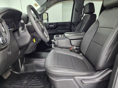 Used 2022 GMC Sierra 2500 Pro w/ Convenience Package image 8