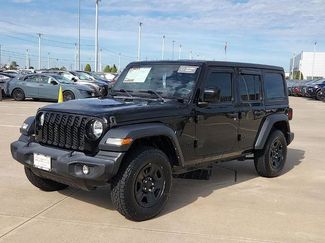Used 2024 Jeep Wrangler Sport video 3