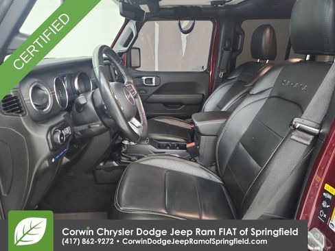 Used 2022 Jeep Wrangler Unlimited Sahara w/ Cold Weather Group AWD/4WD image 18