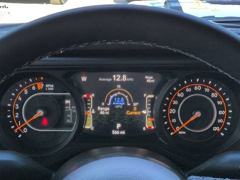 Used 2026 Jeep Gladiator Mojave AWD/4WD image 26