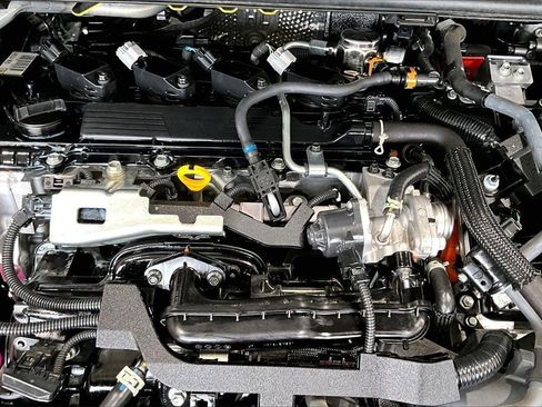 Used 2024 Toyota Prius LE image 32