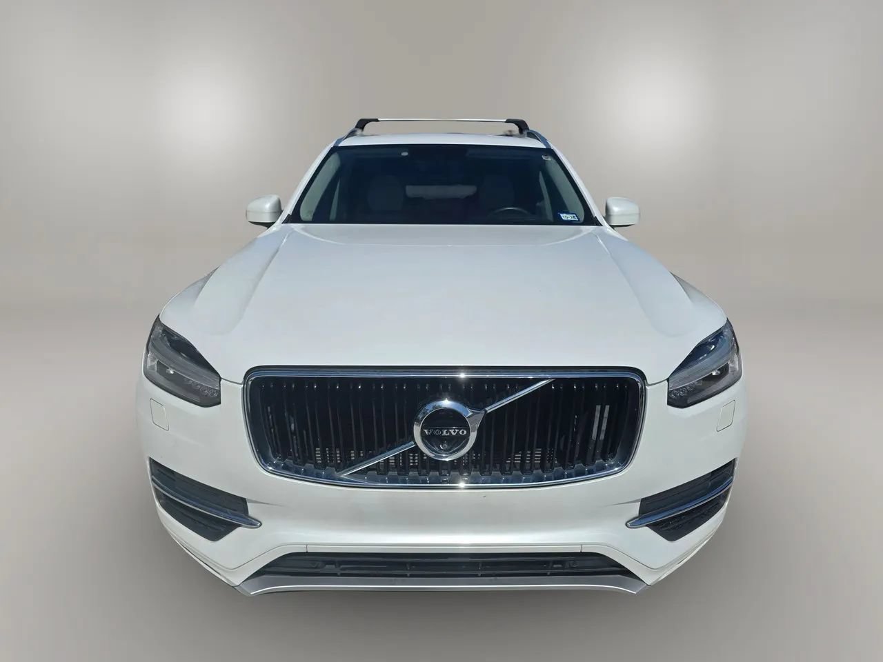 Used 2017 Volvo XC90 T6 Momentum w/ Vision Package AWD/4WD image 13