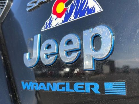 Used 2024 Jeep Wrangler Unlimited Sahara w/ Technology Group image 21