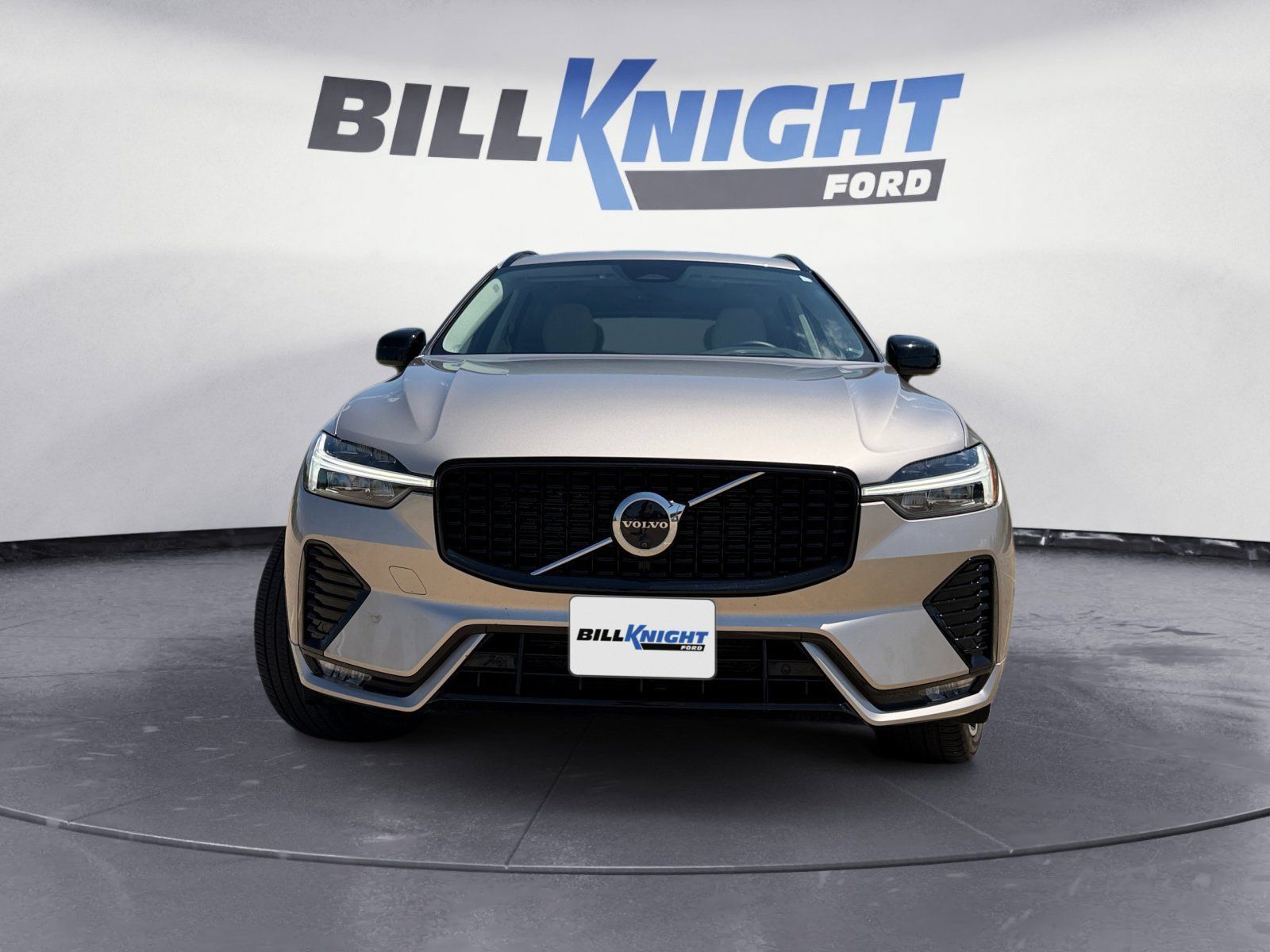Used 2025 Volvo XC60 B5 Ultra w/ Protection Package Premier AWD/4WD image 8