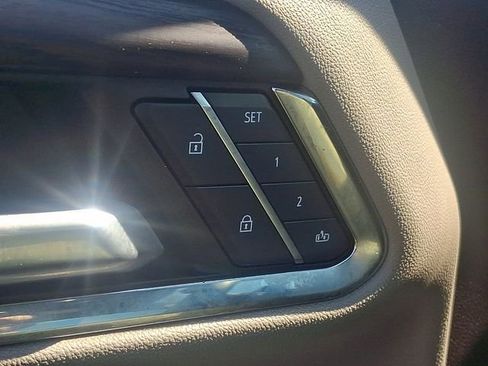 Used 2024 GMC Sierra 1500 SLT w/ SLT Premium Plus Package image 30