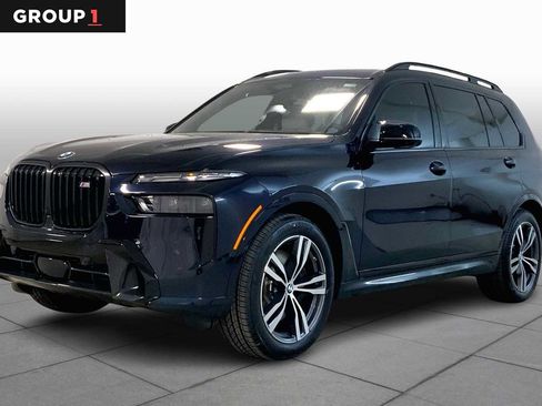 New 2026 BMW X7 M60i image 1
