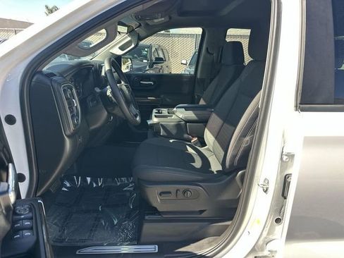 Used 2022 Chevrolet Silverado 1500 LT image 17