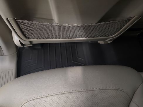 Used 2013 Mercedes-Benz ML 350 4MATIC image 29