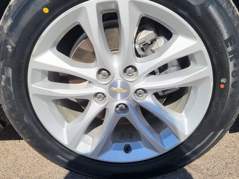 Used 2016 Chevrolet Malibu Hybrid w/ Leather Package FWD image 14