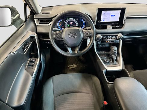 Used 2025 Toyota RAV4 LE AWD/4WD image 22