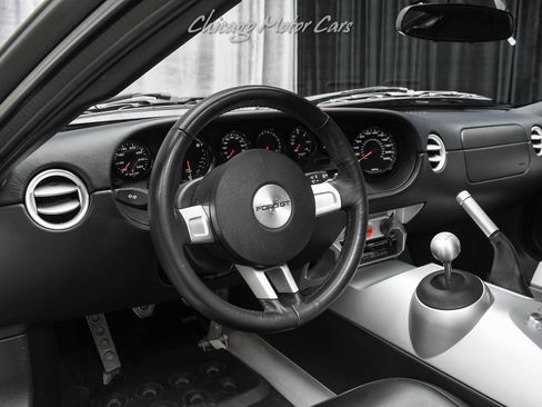 Used 2006 Ford GT image 8