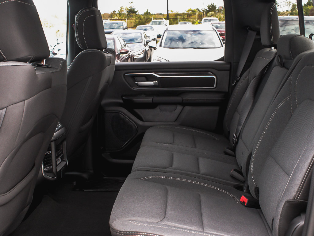 Used 2023 RAM 1500 Big Horn AWD/4WD image 33
