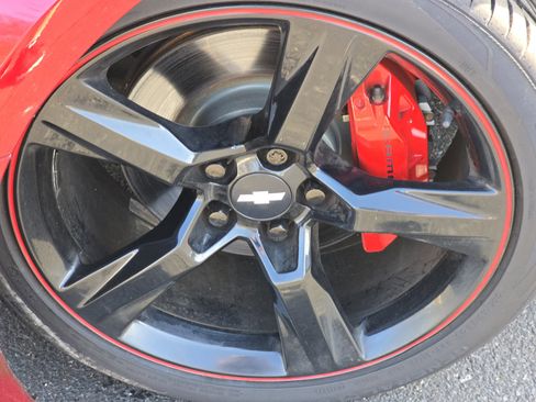 Used 2021 Chevrolet Camaro SS image 3