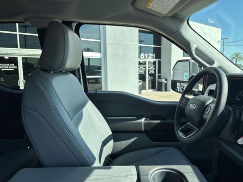 New 2025 Ford F550 4x4 SuperCab Super Duty image 14