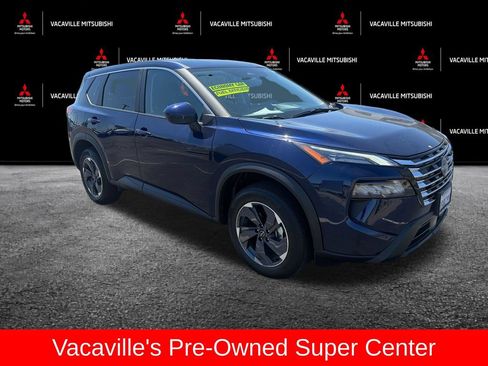 Used 2025 Nissan Rogue SV FWD image 7