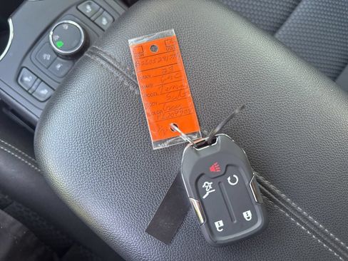 Used 2023 GMC Terrain SLE w/ Driver Convenience Package AWD/4WD image 36