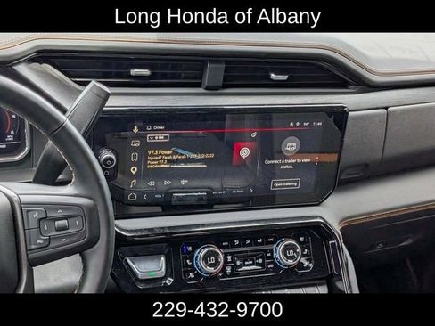 Used 2025 GMC Sierra 2500 AT4 w/ AT4 Premium Plus Package AWD/4WD image 21