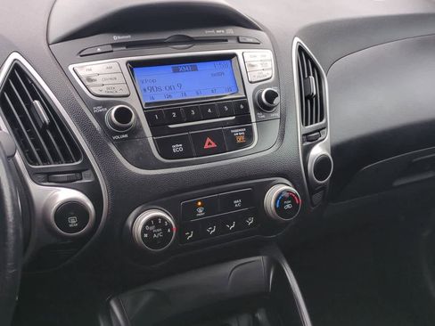 Used 2012 Hyundai Tucson GLS image 27