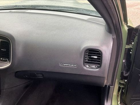 Used 2020 Dodge Charger R/T w/ Blacktop Package RWD image 16