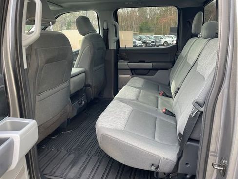 Certified 2022 Ford F150 XLT w/ Equipment Group 302A High image 17