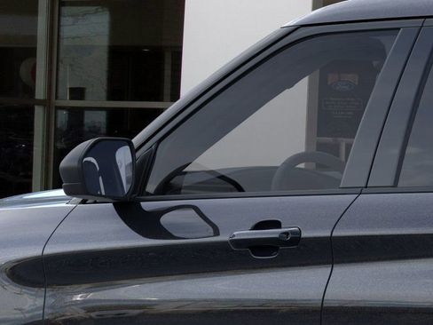 New 2025 Ford Explorer Active w/ Active Comfort Package image 22