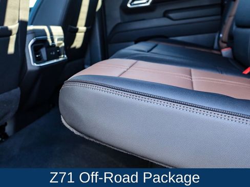 Used 2024 Chevrolet Silverado 1500 High Country w/ Technology Package image 13