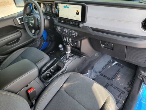 Certified 2026 Jeep Wrangler Unlimited Sport AWD/4WD image 25