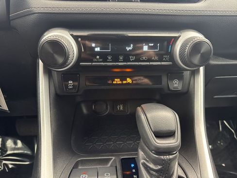 Used 2024 Toyota RAV4 LE image 19