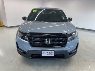 Used 2025 Honda Ridgeline Black Edition video 3
