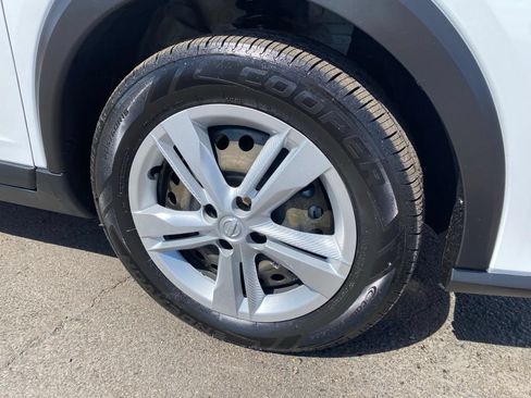 Used 2023 Nissan Kicks S FWD image 27