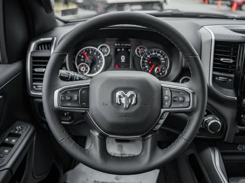 New 2026 RAM 1500 4x4 Crew Cab image 34