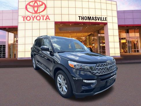 Used 2024 Ford Explorer Limited RWD image 3