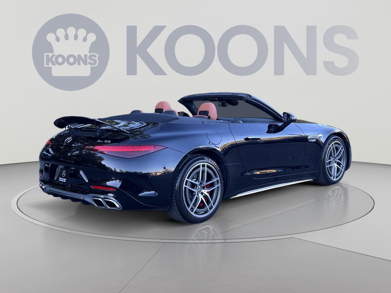 Used 2023 Mercedes-Benz SL 55 AMG 4MATIC image 11