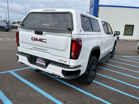Used 2023 GMC Sierra 1500 AT4 w/ Technology Package image 6