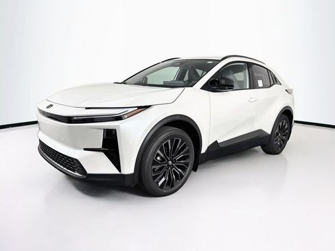 New 2026 Toyota C-HR AWD/4WD image 3