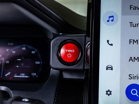 Used 2025 Toyota Tacoma TRD Pro AWD/4WD image 23