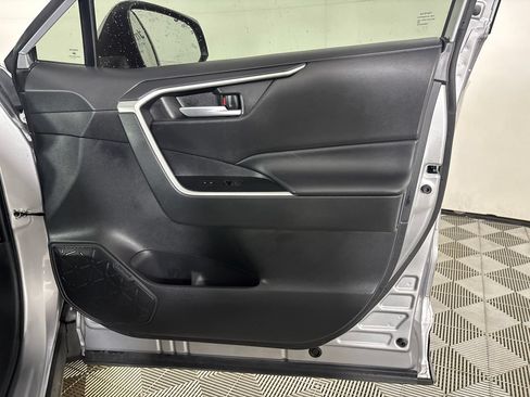 Used 2024 Toyota RAV4 XLE w/ Convenience Package AWD/4WD image 25