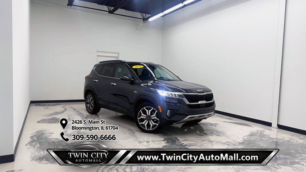 Used 2022 Kia Seltos SX w/ Sunroof Package AWD/4WD image 1