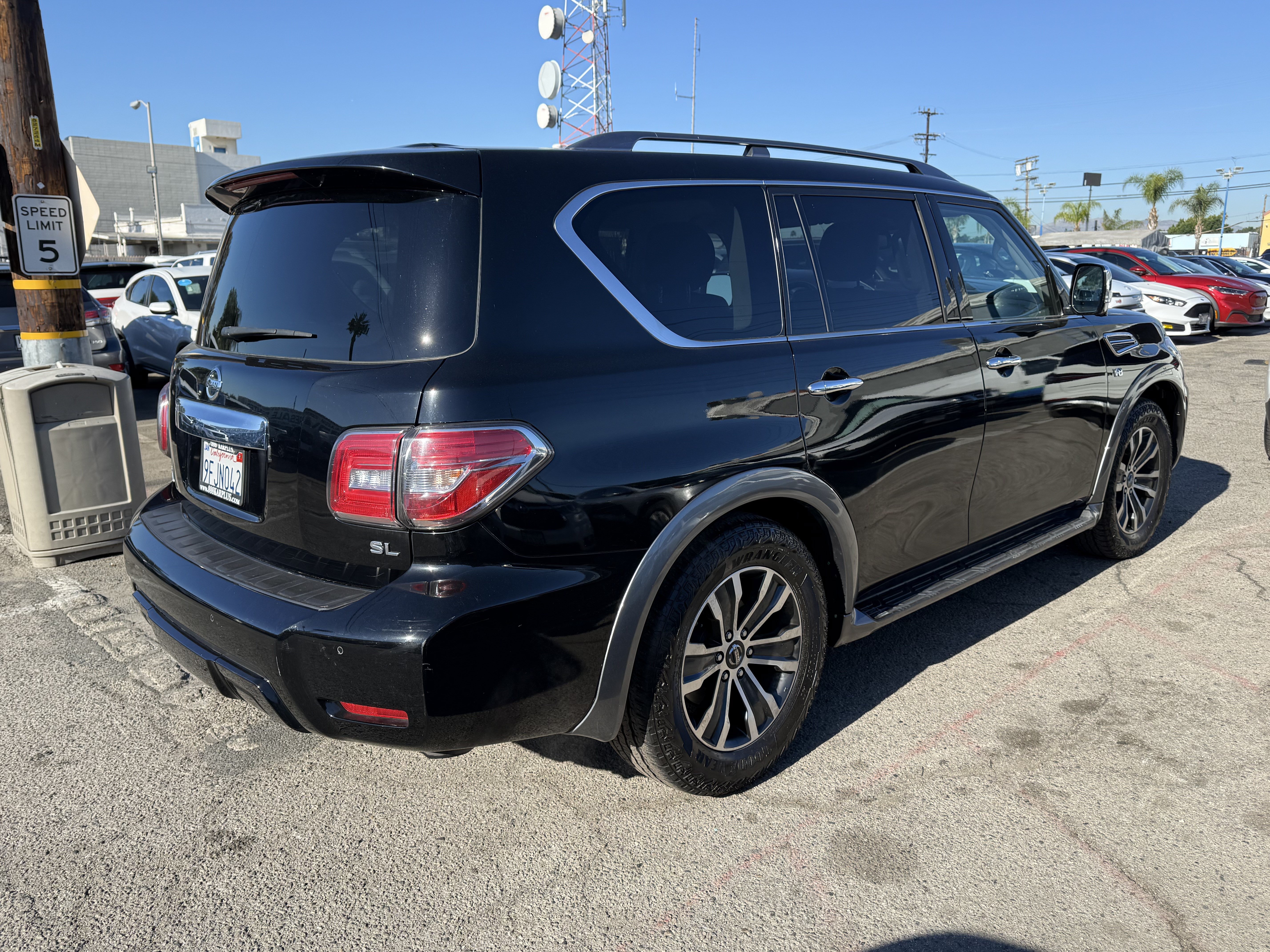 Used 2020 Nissan Armada SL w/ Premium Package AWD/4WD image 7